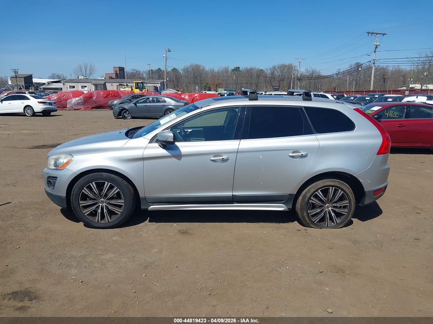 2010 Volvo Xc60 T6/T6 R-Design VIN: YV4992DZ0A2021404 Lot: 44819423