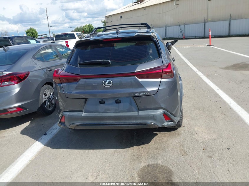 2023 Lexus Ux 250H F Sport Design VIN: JTHB6JBH1P2136585 Lot: 44819470