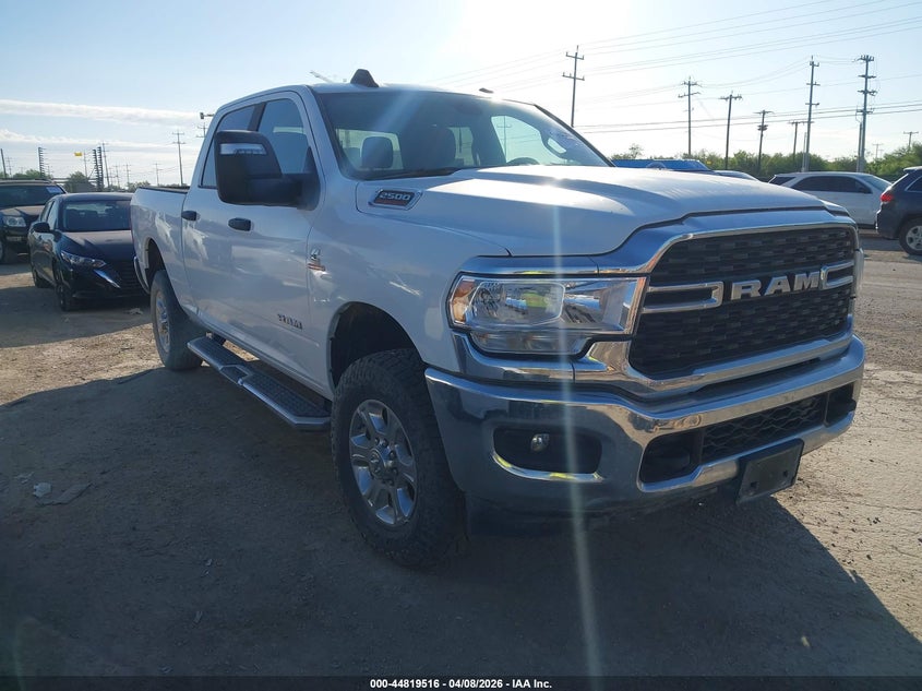 2024 Ram 2500 Big Horn 4X4 6'4 Box