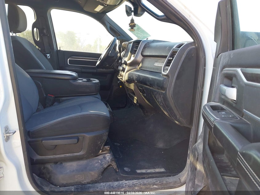 2024 Ram 2500 Big Horn 4X4 6'4 Box