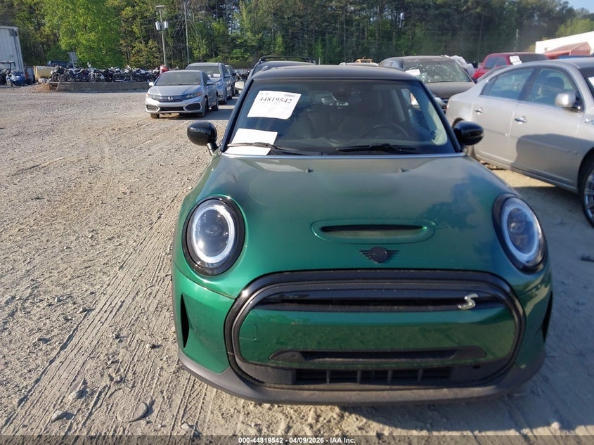 2022 Mini Se Hardtop Cooper VIN: WMW13DJ07N2R54755 Lot: 44819542