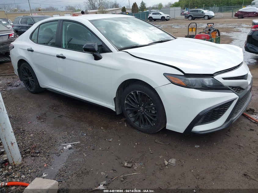 2022 Toyota Camry Se Nightshade Special Awd