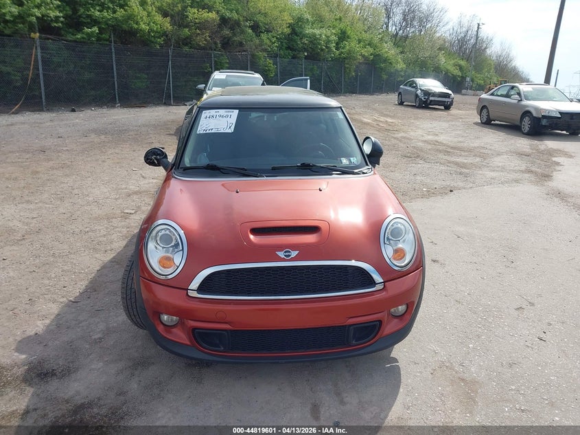 2012 Mini Cooper S VIN: WMWSV3C52CT385998 Lot: 44819601