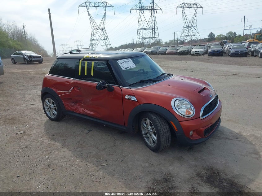 2012 Mini Cooper S VIN: WMWSV3C52CT385998 Lot: 44819601