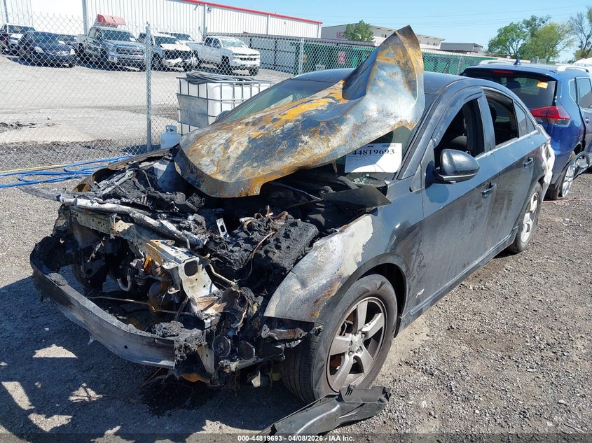 2014 CHEVROLET CRUZE auction photo 2