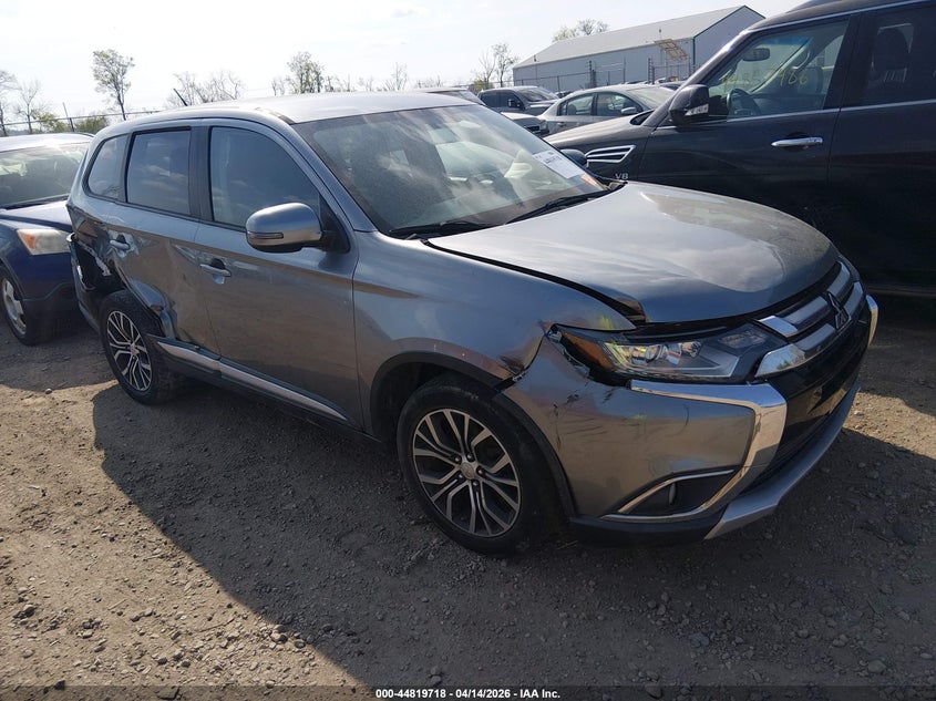 2016 Mitsubishi Outlander Se