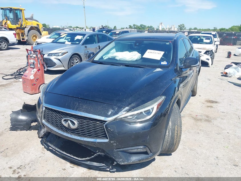 SJKCH5CPXHA033442 2017 INFINITI QX30 PREMIUM photo 1