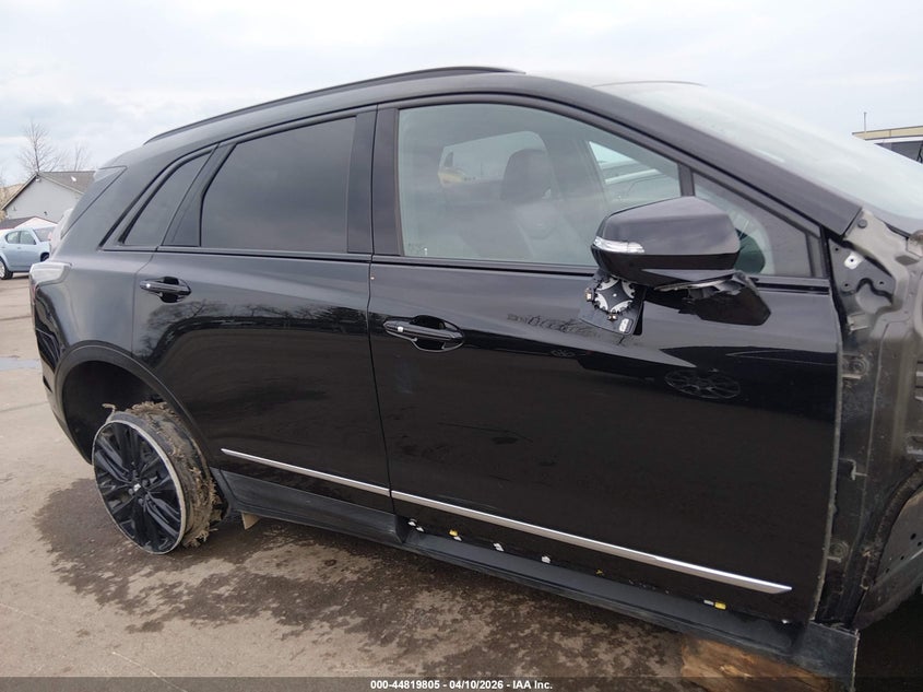 CADILLAC XT5 - zdjęcie 14