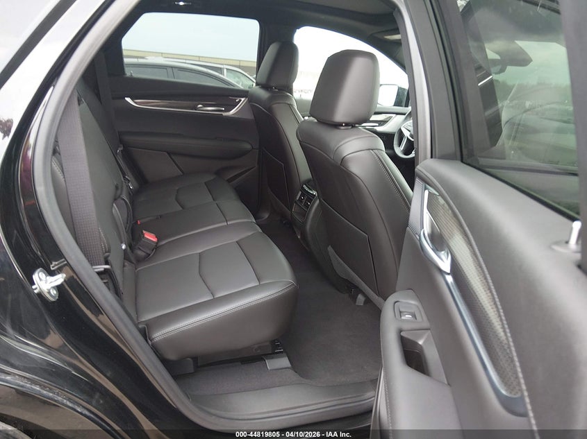 CADILLAC XT5 - zdjęcie 8