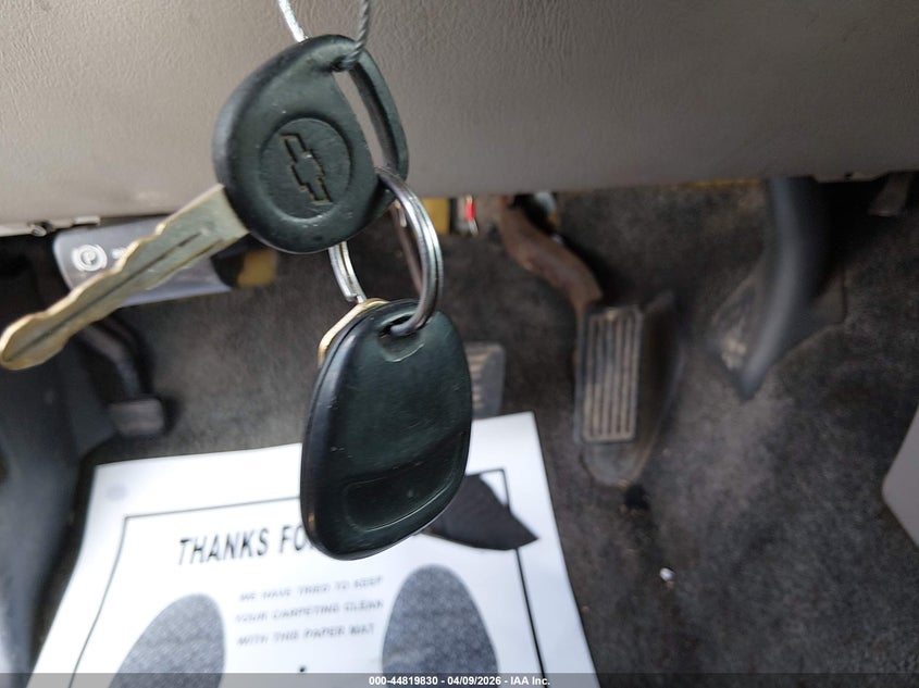 2001 Chevrolet Suburban 1500 Lt VIN: 3GNEC16T21G249960 Lot: 44819830