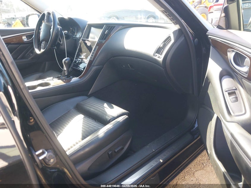 2014 Infiniti Q50 Hybrid Sport