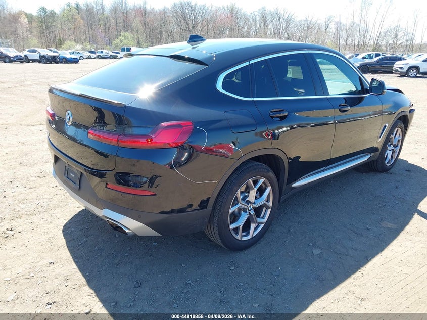 2022 BMW X4 xDrive30I