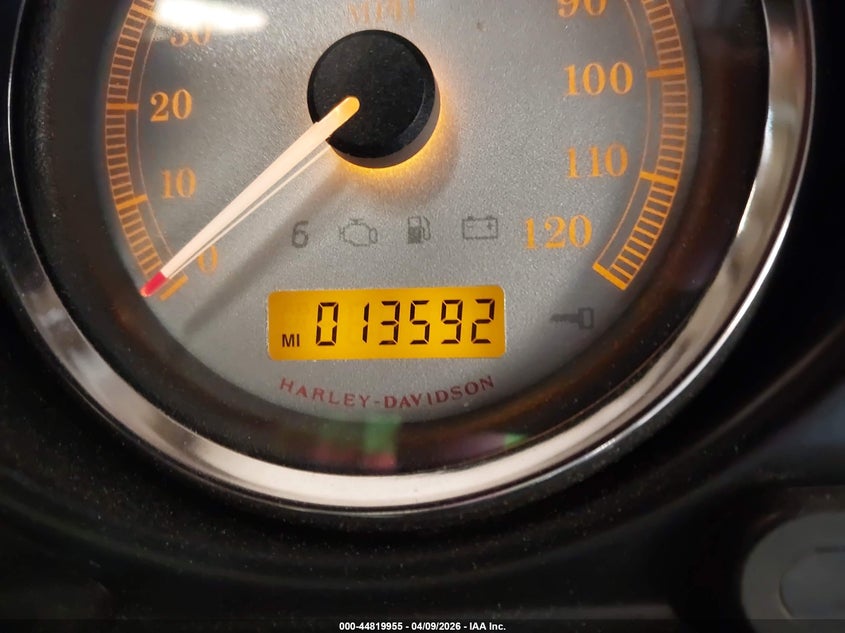 2013 Harley-Davidson Flhx Street Glide VIN: 1HD1KBM15DB681147 Lot: 44819955