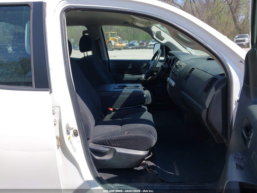 2011 Toyota Tundra Grade 4.6L V8