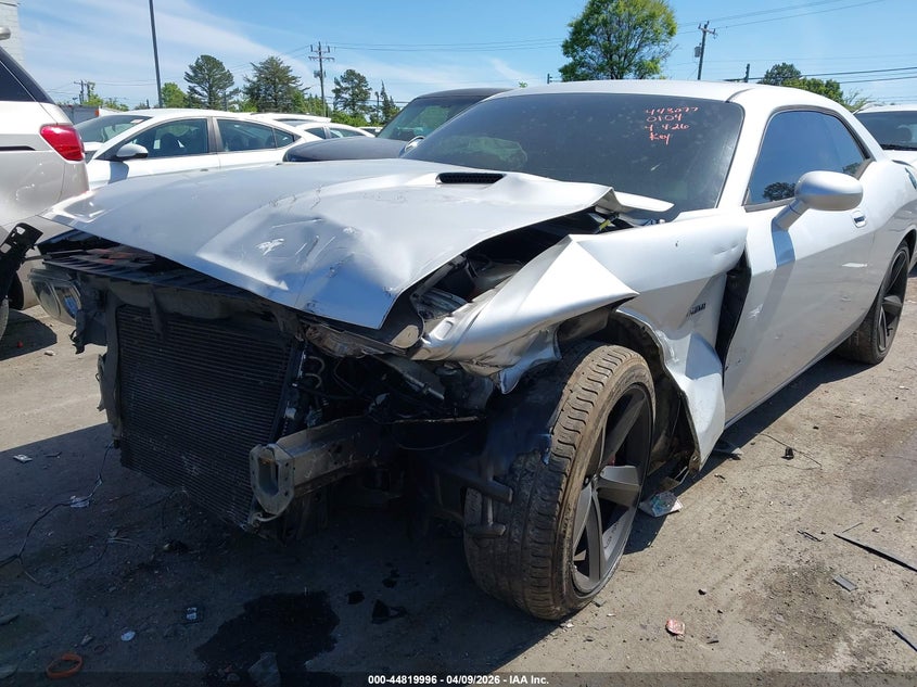 2009 Dodge Challenger Srt8 VIN: 2B3LJ74W59H570104 Lot: 44819996