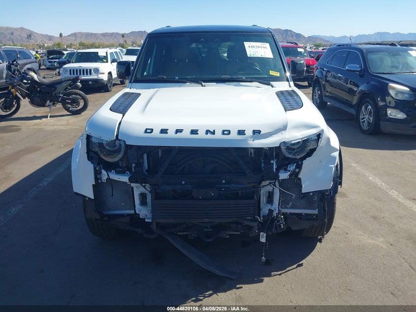 2023 Land Rover Defender 130 Se VIN: SALEPFEU3P2206811 Lot: 44820106