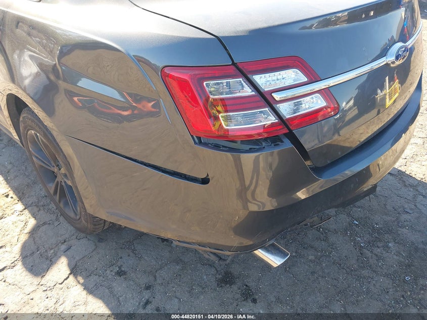 1FAHP2D80GG134475 2016 Ford Taurus 3.5 Se grey