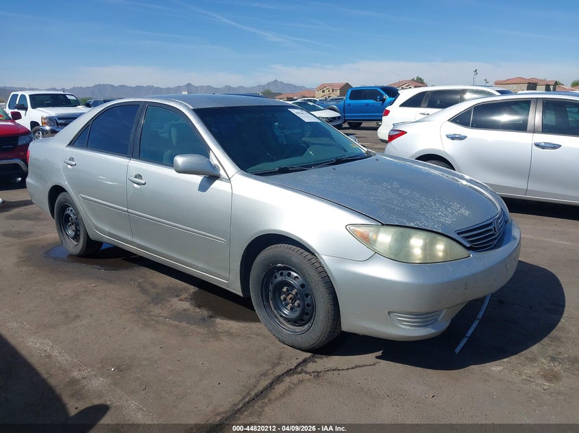 2005 Toyota Camry Le
