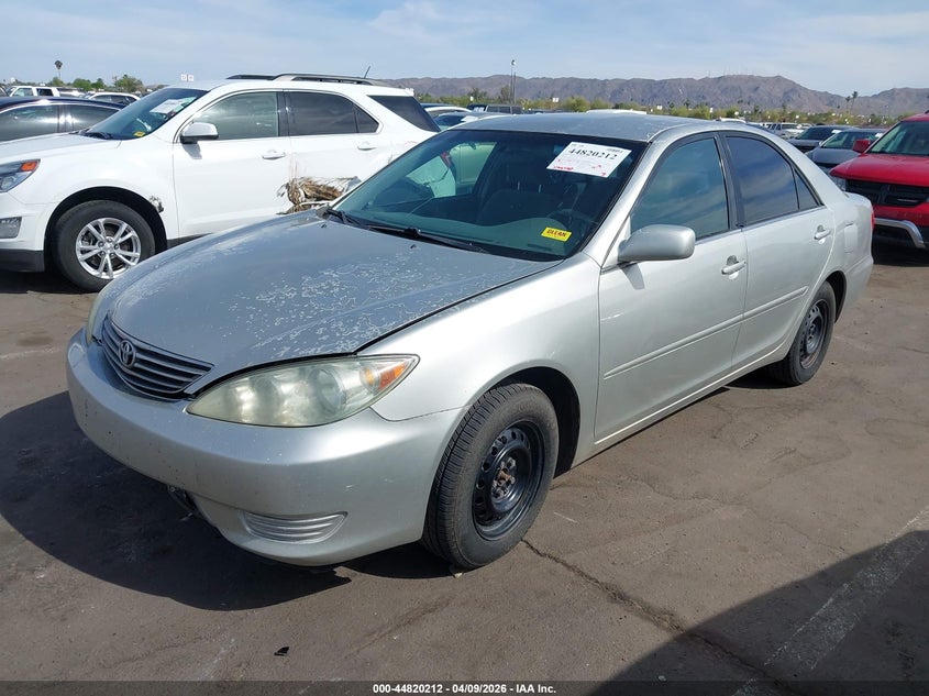 2005 Toyota Camry Le