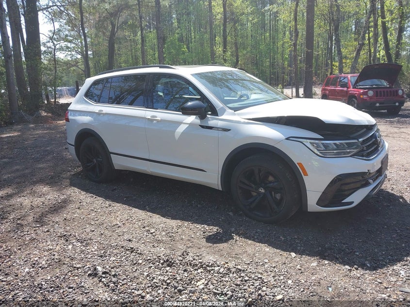 2023 Volkswagen Tiguan 2.0T Se R-Line Black