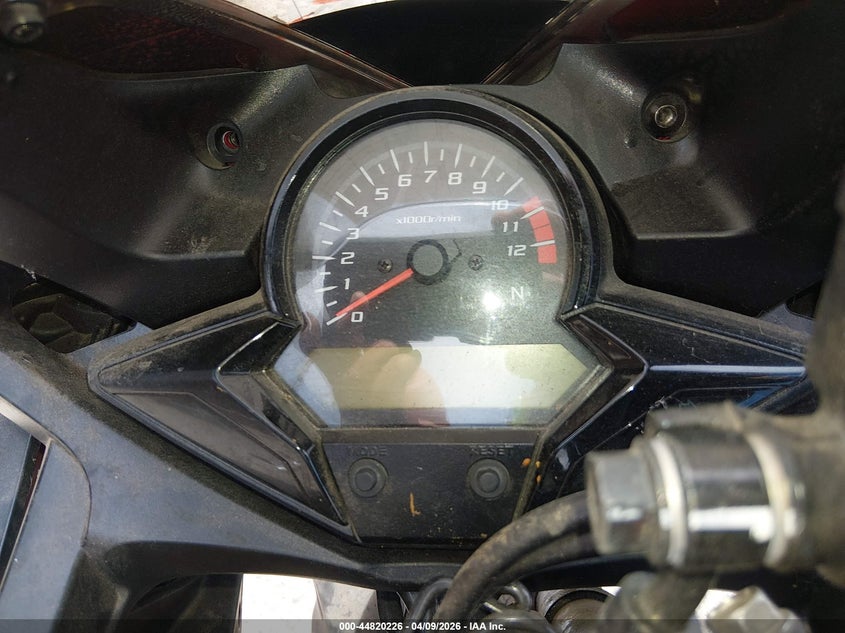 2021 Honda Cbr300 R VIN: MLHNC5105M5700997 Lot: 44820226