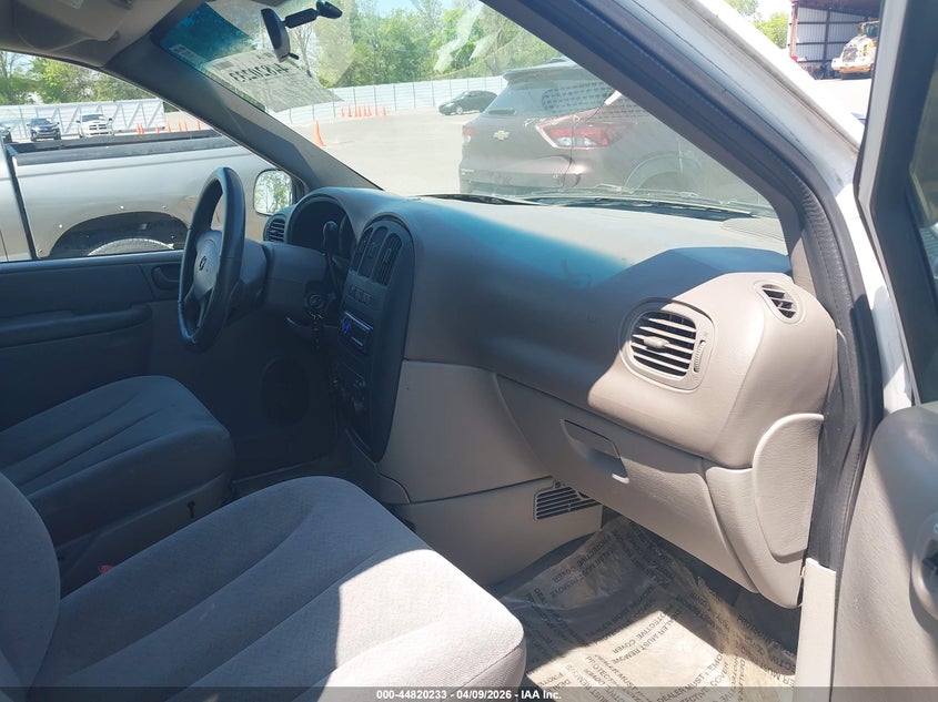 2003 Dodge Caravan Se