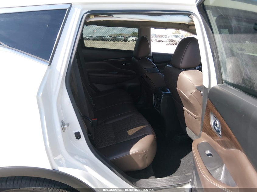 2021 NISSAN MURANO auction photo 8