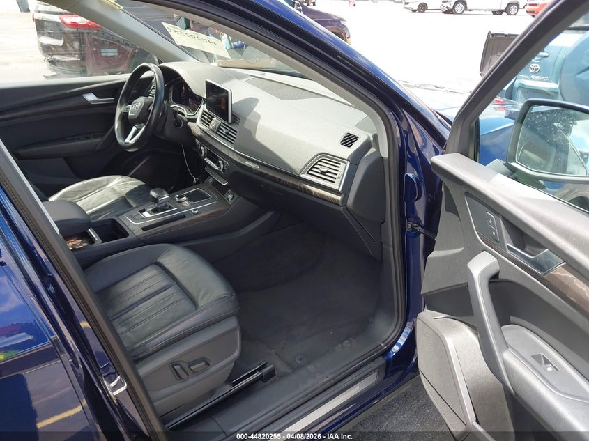 2018 Audi Q5 2.0T Premium/2.0T Tech Premium