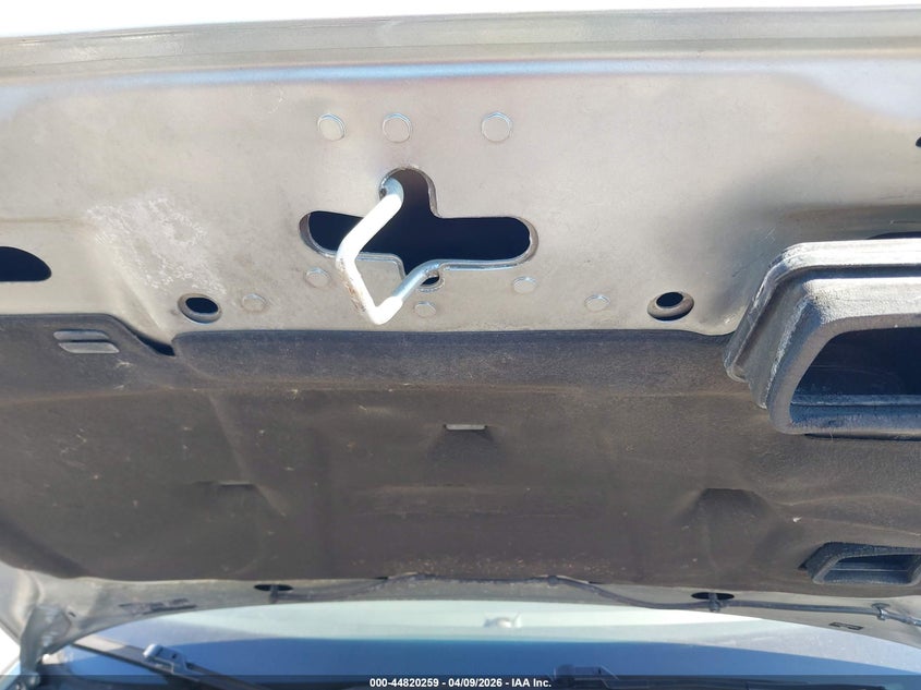 2011 Volvo C30 T5 R-Design VIN: YV1672MK7B2242749 Lot: 44820259