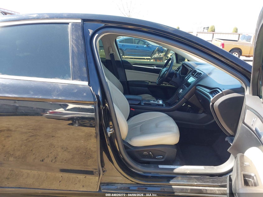 2017 Ford Fusion Hybrid Titanium