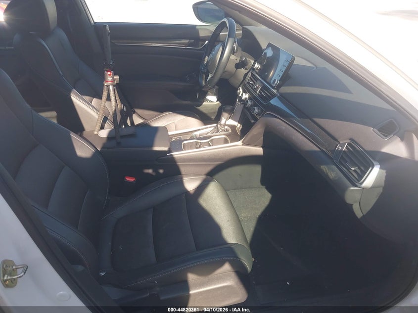 VIN 1HGCV1F34KA111851 2019 HONDA ACCORD SPORT