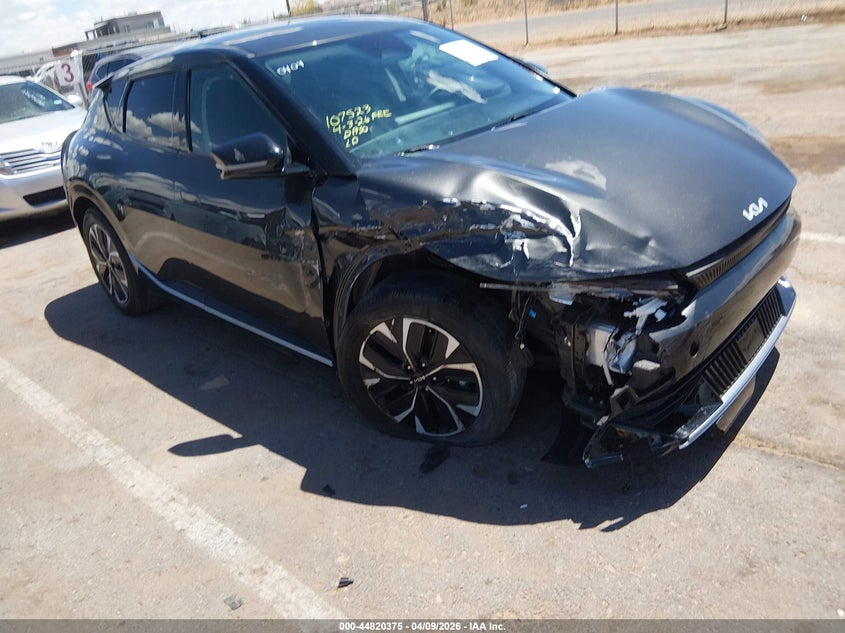 KNDC34LA2P5608776 2023 Kia Ev6 Wind auction photo 1