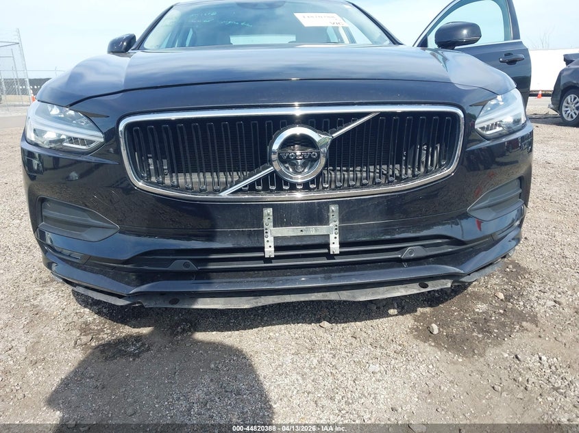 2018 Volvo S90 T6 Momentum VIN: LVY992MK0JP027494 Lot: 44820388