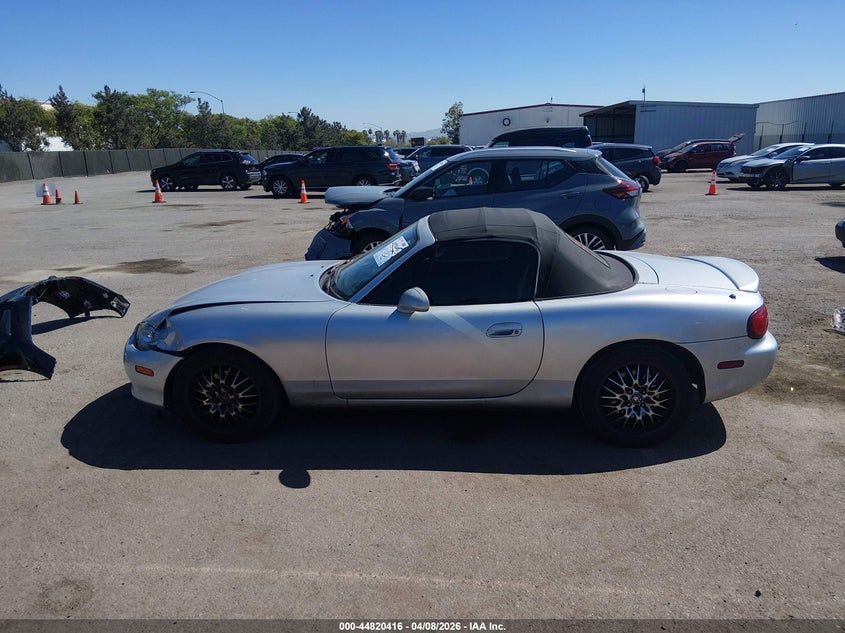 2003 Mazda Mx-5 Miata Cloth/Ls/Se/Shinsen VIN: JM1NB353530304028 Lot: 44820416