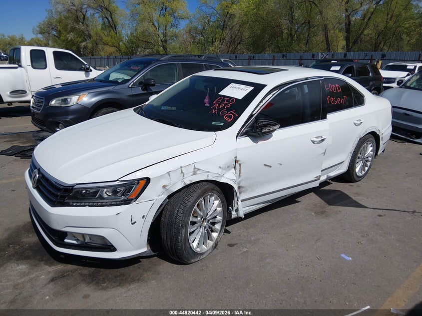 2017 Volkswagen Passat 1.8t Se 1VWBT7A33HC012474 photo 1