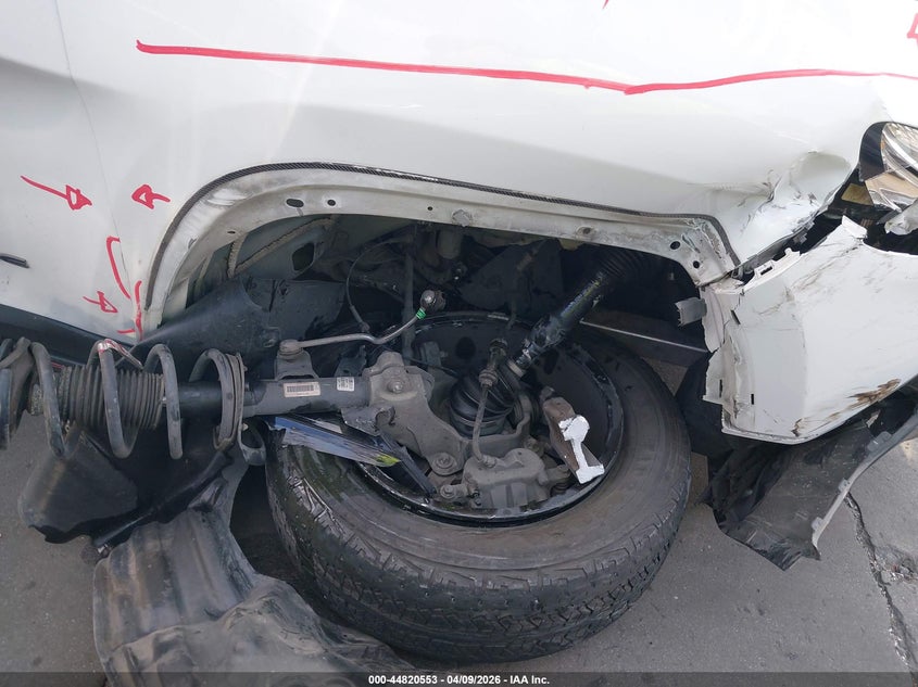 1C4PJMBS0GW278034 2016 Jeep Cherokee 3.2 Trailhawk White