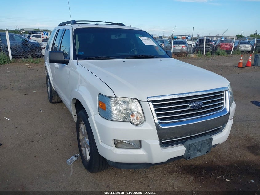 2010 Ford Explorer Xlt