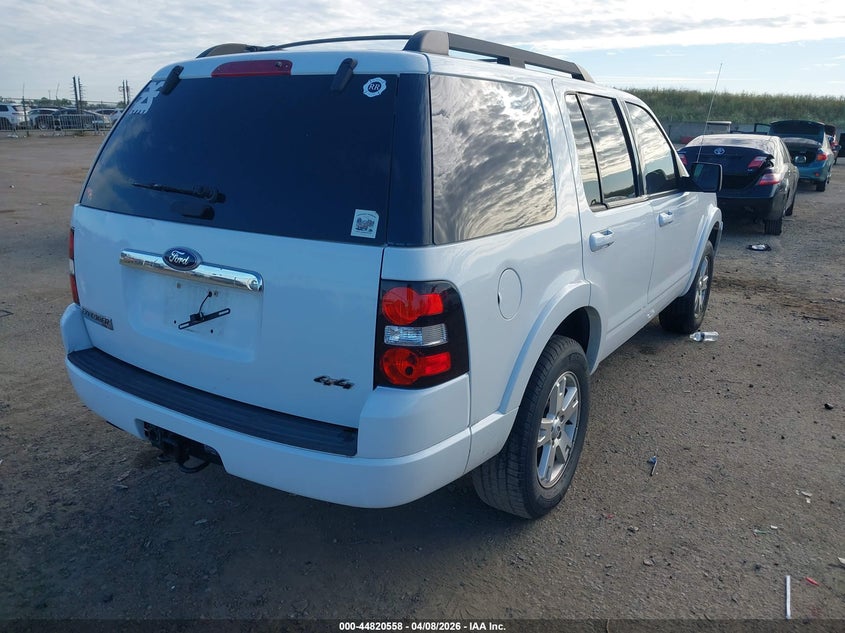 2010 Ford Explorer Xlt
