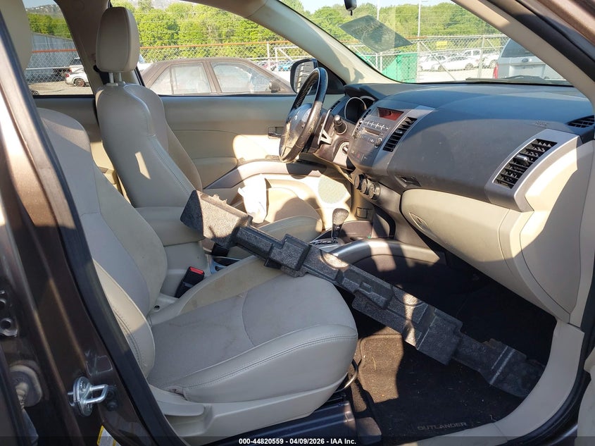 2011 Mitsubishi Outlander Se