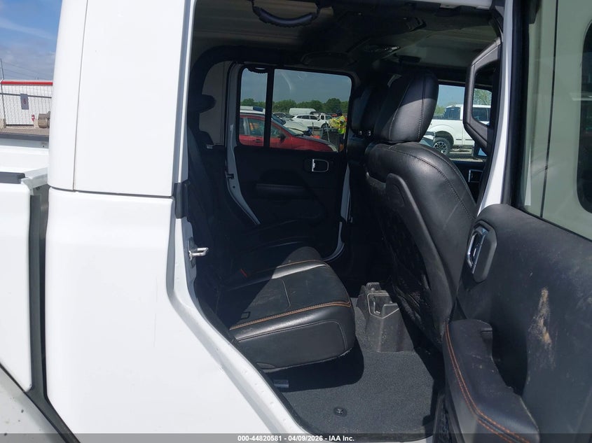 2022 Jeep Gladiator Mojave 4X4 VIN: 1C6JJTEG1NL131413 Lot: 44820581