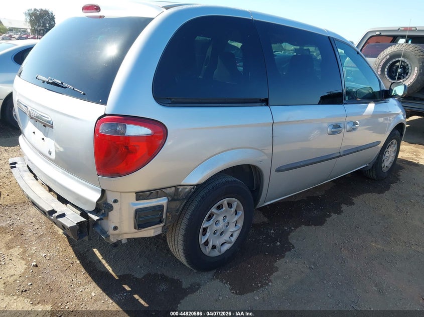 2004 Chrysler Town & Country