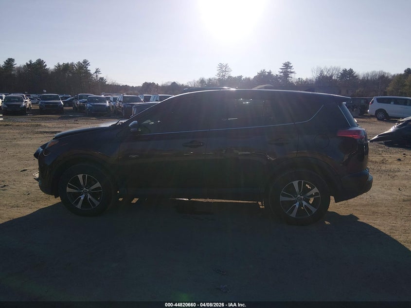 VIN 2T3RFREV0JW804293 2018 TOYOTA RAV4 XLE