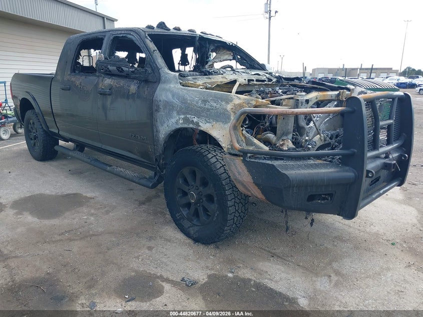 2021 Ram 3500 Laramie 4X4 6'4 Box