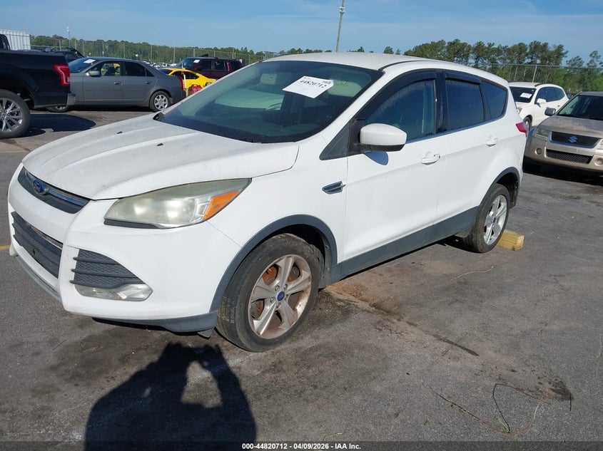 1FMCU0GX3DUC38357 2013 Ford Escape 1.6 Se white