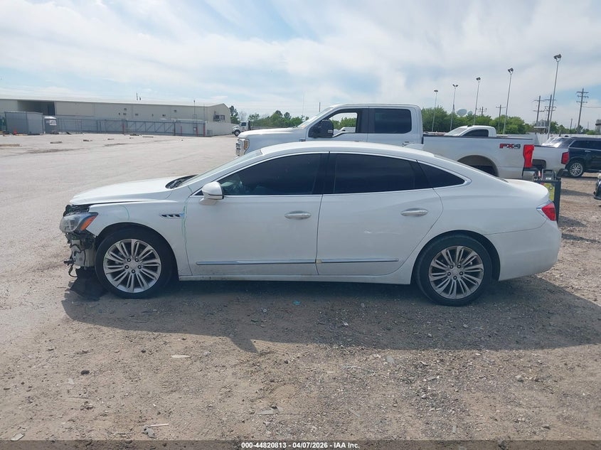 2018 Buick Lacrosse Essence VIN: 1G4ZP5SZ4JU135807 Lot: 44820813