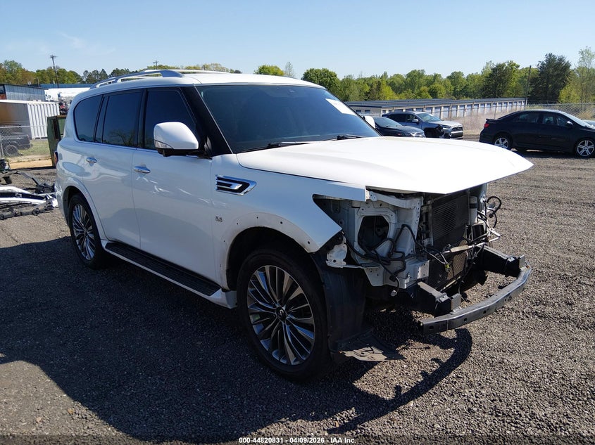 2019 INFINITI QX80 LUXE