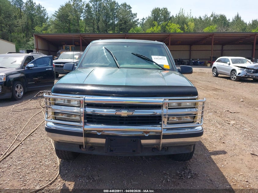 1995 Chevrolet Tahoe K1500 VIN: 3GNEK18K4SG105951 Lot: 44820911