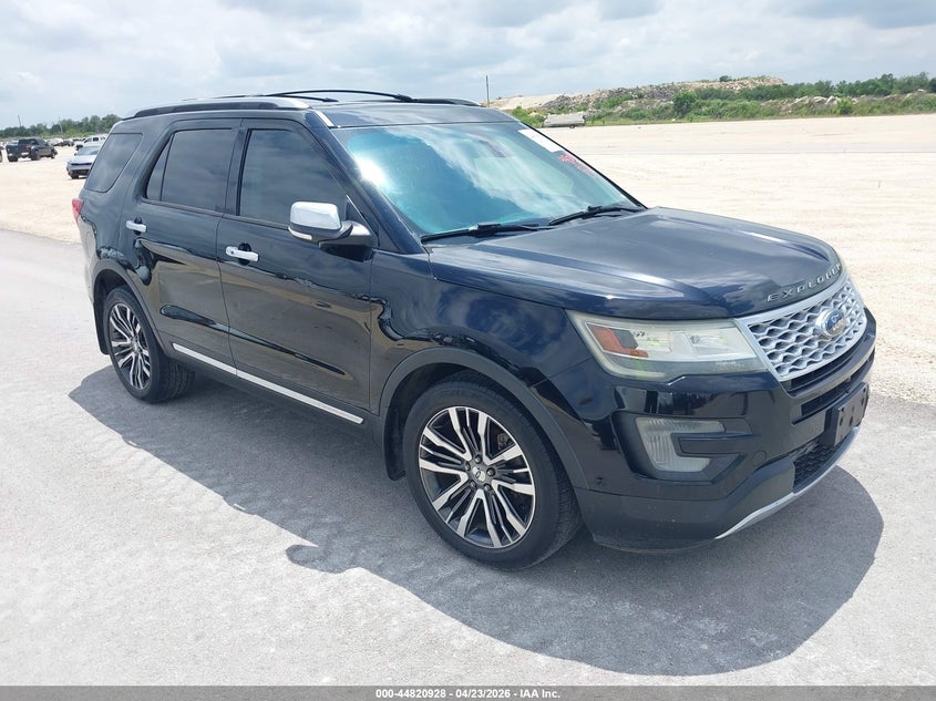 Vin: 1fm5k8ht0ggb61636, lot: 45318200, ford explorer platinum 2016 img_1