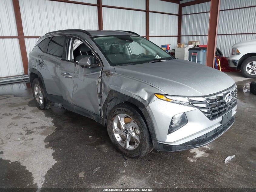 2024 HYUNDAI TUCSON auction photo 1
