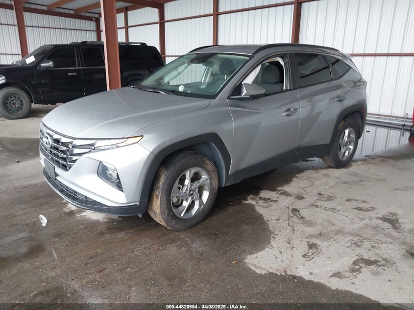 2024 HYUNDAI TUCSON auction photo 2